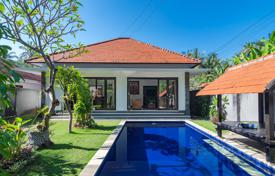 2 dormitorio villa 120 m² en Lovina Beach, Indonesia. $527 000