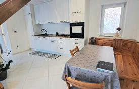 3 dormitorio casa de pueblo 90 m² en Primorje-Gorski Kotar County, Croacia. 285 000 €