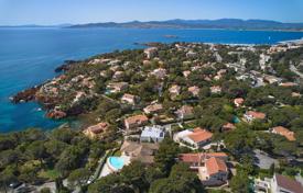 10 dormitorio villa 48 m² en Saint-Raphael, Francia. 1 950 000 €