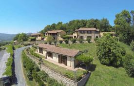 50 dormitorio finca rústica 1100 m² en Montecatini Val di Cecina, Italia. 3 500 000 €