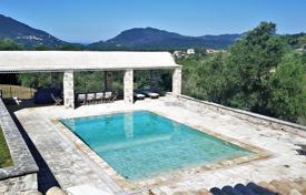 4 dormitorio villa en Pelekas, Grecia. 1 399 000 €