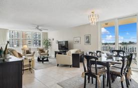 Condominio – South Ocean Drive, Hollywood, Florida,  Estados Unidos. $463 000
