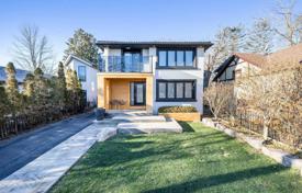 Casa de pueblo – Etobicoke, Toronto, Ontario,  Canadá. C$2 123 000
