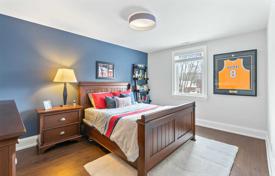 3 dormitorio casa de pueblo en North York, Canadá. C$2 632 000