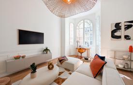 4 dormitorio piso 107 m² en Niza, Francia. 1 045 000 €