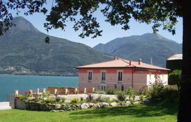 Villa – Pianello del Lario, Lombardía, Italia. 10 300 €  por semana