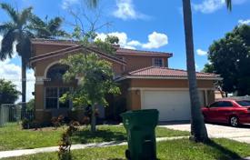 Casa de pueblo – Miramar (USA), Florida, Estados Unidos. $737 000