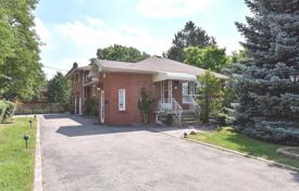 4 dormitorio casa de pueblo en North York, Canadá. C$1 715 000
