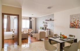 3 dormitorio piso 107 m² en Bečići, Montenegro. 396 000 €