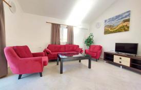 2 dormitorio chalet 138 m² en Bar (city), Montenegro. 165 000 €