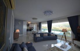 4 dormitorio villa 270 m² en Kargicak, Turquía. $440 000