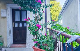4 dormitorio casa de pueblo 64 m² en Vrbnik, Croacia. 125 000 €