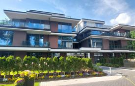 6 dormitorio piso 180 m² en Dzintaru prospekts, Letonia. Price on request