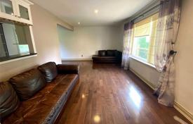 9 dormitorio casa de pueblo en Scarborough, Canadá. C$2 237 000