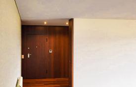 3 dormitorio piso 120 m² en Oporto, Portugal. 340 000 €