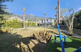 5 dormitorio villa 260 m² en Ölüdeniz, Turquía. 52 248 000 TRY
