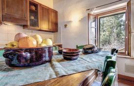 9 dormitorio villa 294 m² en Volterra, Italia. 1 600 000 €