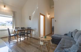 3 dormitorio piso 53 m² en Murter, Croacia. 235 000 €