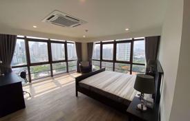 3-dormitorio apartamentos en condominio en Watthana, Tailandia. $556 000