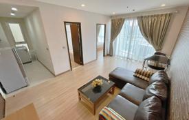 1-dormitorio apartamentos en condominio en Watthana, Tailandia. $195 000