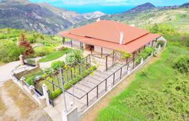 3 dormitorio villa 270 m² en Peloponeso, Grecia. 280 000 €