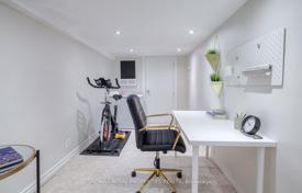 8 dormitorio adosado en Old Toronto, Canadá. C$1 830 000