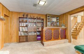 4 dormitorio casa de pueblo en Scarborough, Canadá. C$1 468 000
