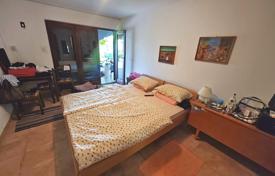 7 dormitorio casa de pueblo 160 m² en Krk, Croacia. 749 000 €