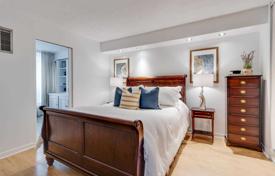 2 dormitorio piso en Yonge Street, Canadá. C$794 000