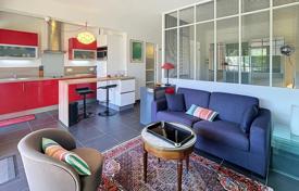 1 dormitorio piso en Cap d'Antibes, Francia. 318 000 €