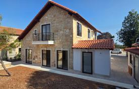 4 dormitorio chalet 224 m² en Souni-Zanakia, Chipre. 670 000 €