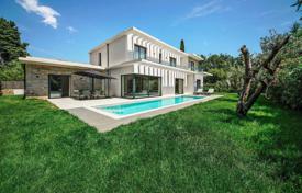 4 dormitorio villa 400 m² en Mougins, Francia. 2 990 000 €