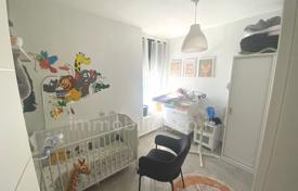 5 dormitorio piso 130 m² en Ashdod, Israel. $732 000