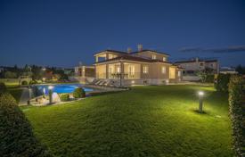 12 dormitorio casa de pueblo 400 m² en Istria County, Croacia. Price on request