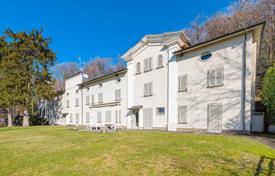 25 dormitorio villa en Villa di Serio, Italia. Price on request
