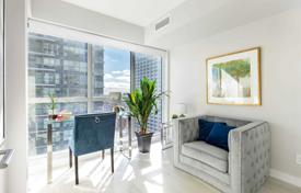 2 dormitorio piso en North York, Canadá. C$924 000