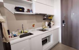 1-dormitorio apartamentos en condominio en Ratchathewi, Tailandia. $231 000