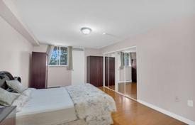 3 dormitorio piso en Etobicoke, Canadá. C$932 000