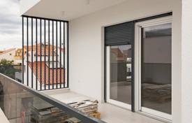 4 dormitorio piso 111 m² en Vodice, Croacia. 405 000 €