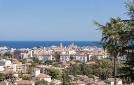 7 dormitorio piso en Antibes, Francia. 1 595 000 €