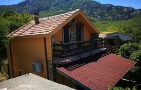 2 dormitorio chalet 54 m² en Bar (city), Montenegro. 155 000 €