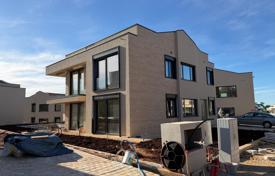 3 dormitorio casa de pueblo 192 m² en Umag, Croacia. 997 000 €