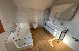 3 dormitorio piso 84 m² en Zvole, República Checa. Price on request