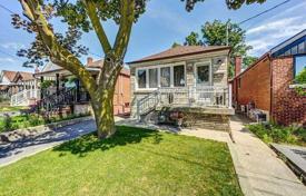 3 dormitorio casa de pueblo en York, Canadá. C$1 065 000