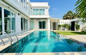 4 dormitorio villa 220 m² en Pattaya, Tailandia. $477 000