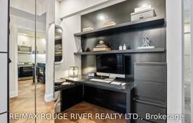 4 dormitorio piso en Etobicoke, Canadá. C$731 000