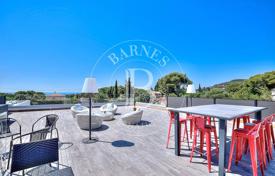Villa – Cannes, Costa Azul, Francia. 11 500 €  por semana