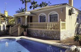 Villa – El Campello, Alicante, Valencia,  España. 410 000 €