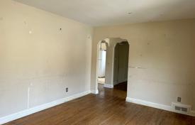 6 dormitorio casa de pueblo en North York, Canadá. C$1 811 000