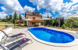 Casa de pueblo – Karlovac County, Croacia. 280 000 €